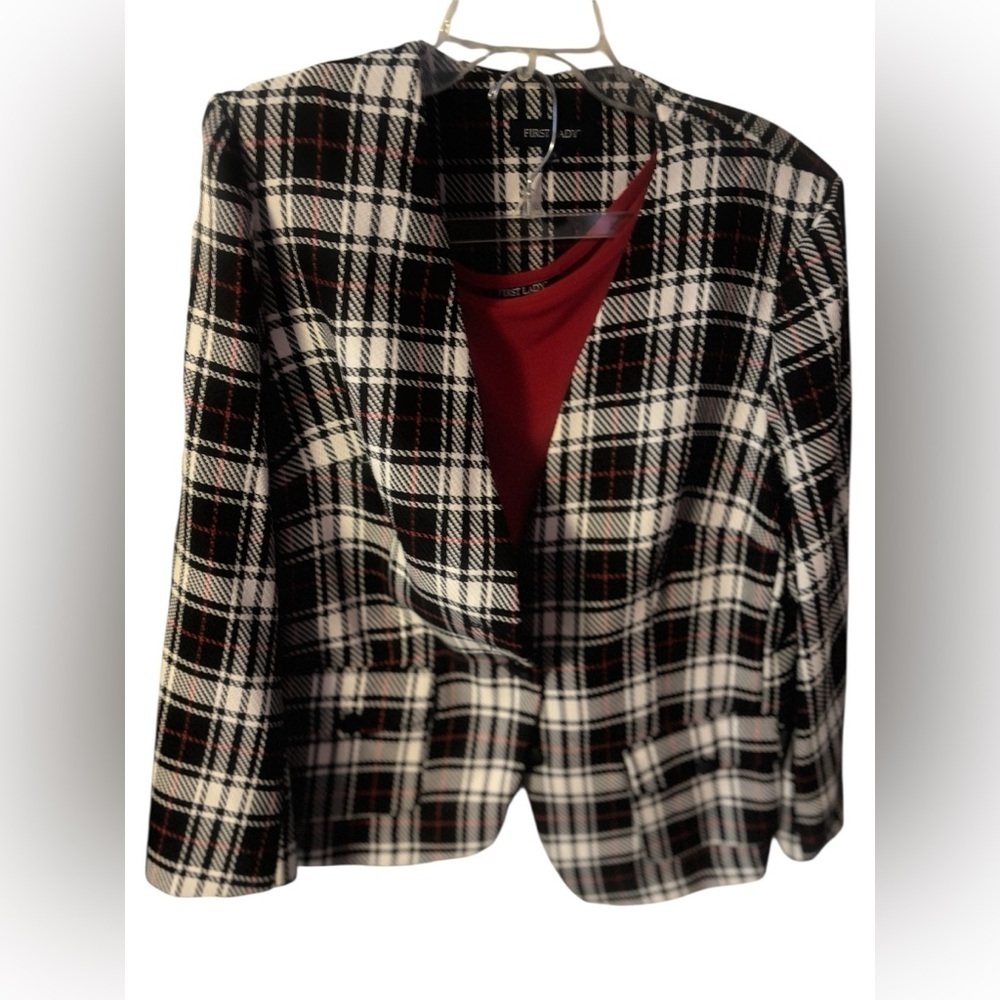 Ultra Chic Black, White, & Red Plaid Blazer with Pockets